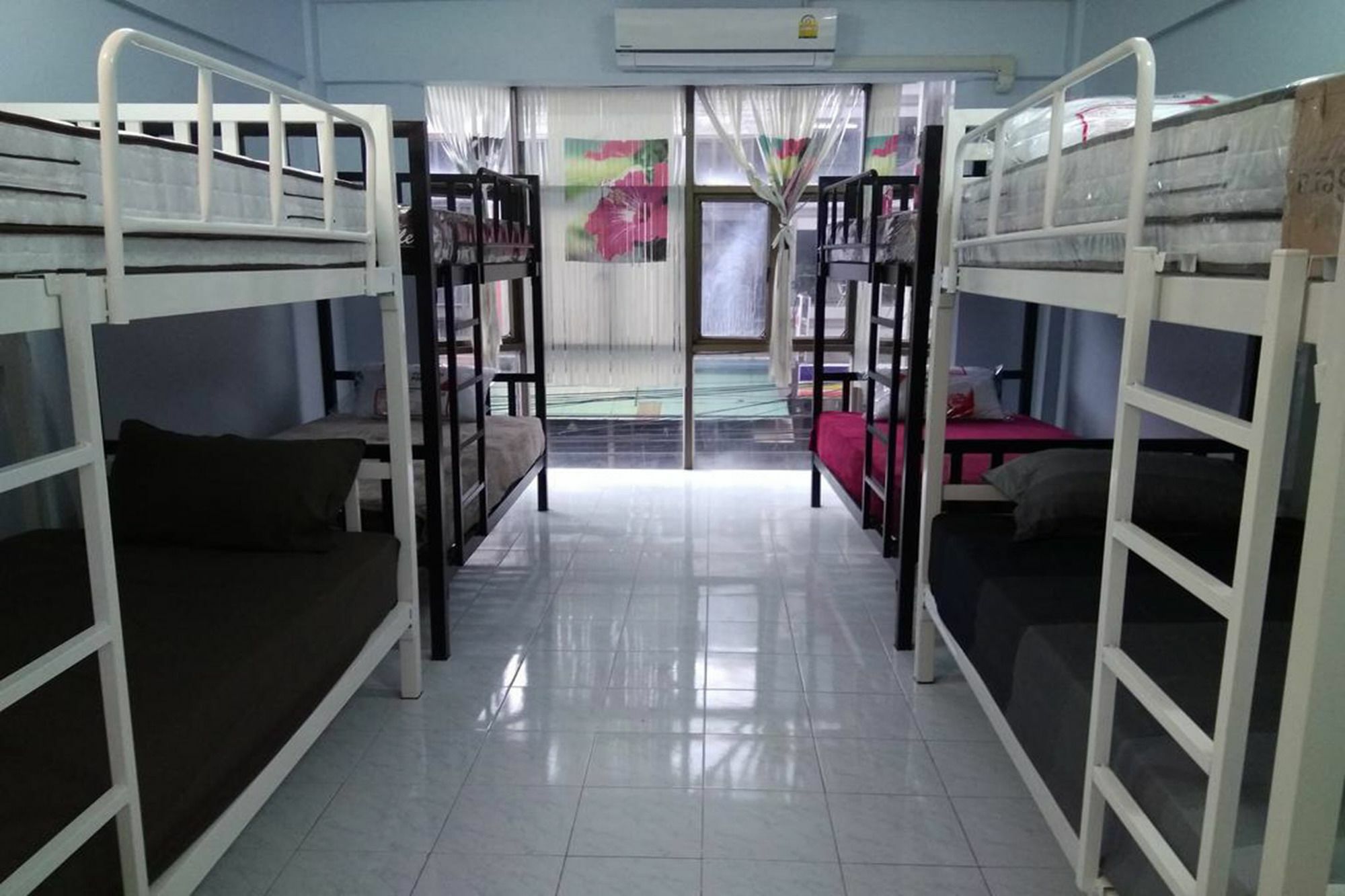 Shady'S Hostel Pattaya Eksteriør billede