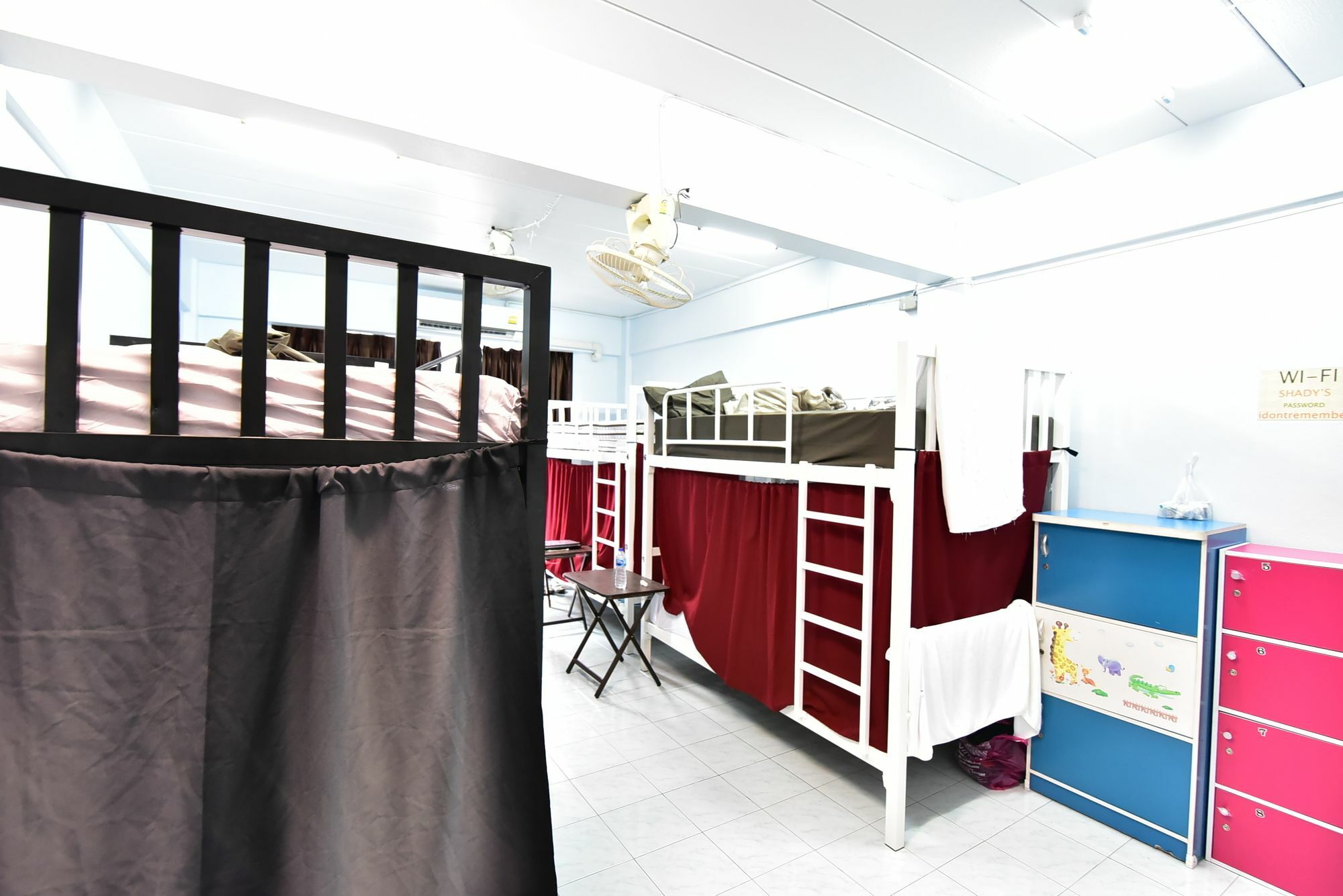 Shady'S Hostel Pattaya Eksteriør billede