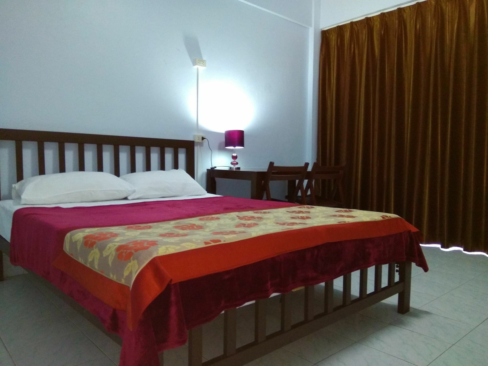Shady'S Hostel Pattaya Eksteriør billede